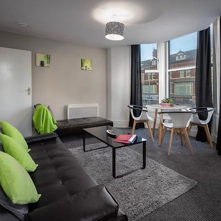 02 Springfield - Sleeps 6 Blackpool Exterior foto