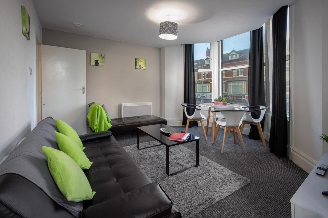 02 Springfield - Sleeps 6 Blackpool Exterior foto